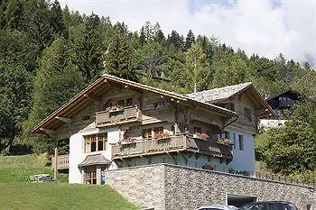 Hotel De Kalbermatten 3*